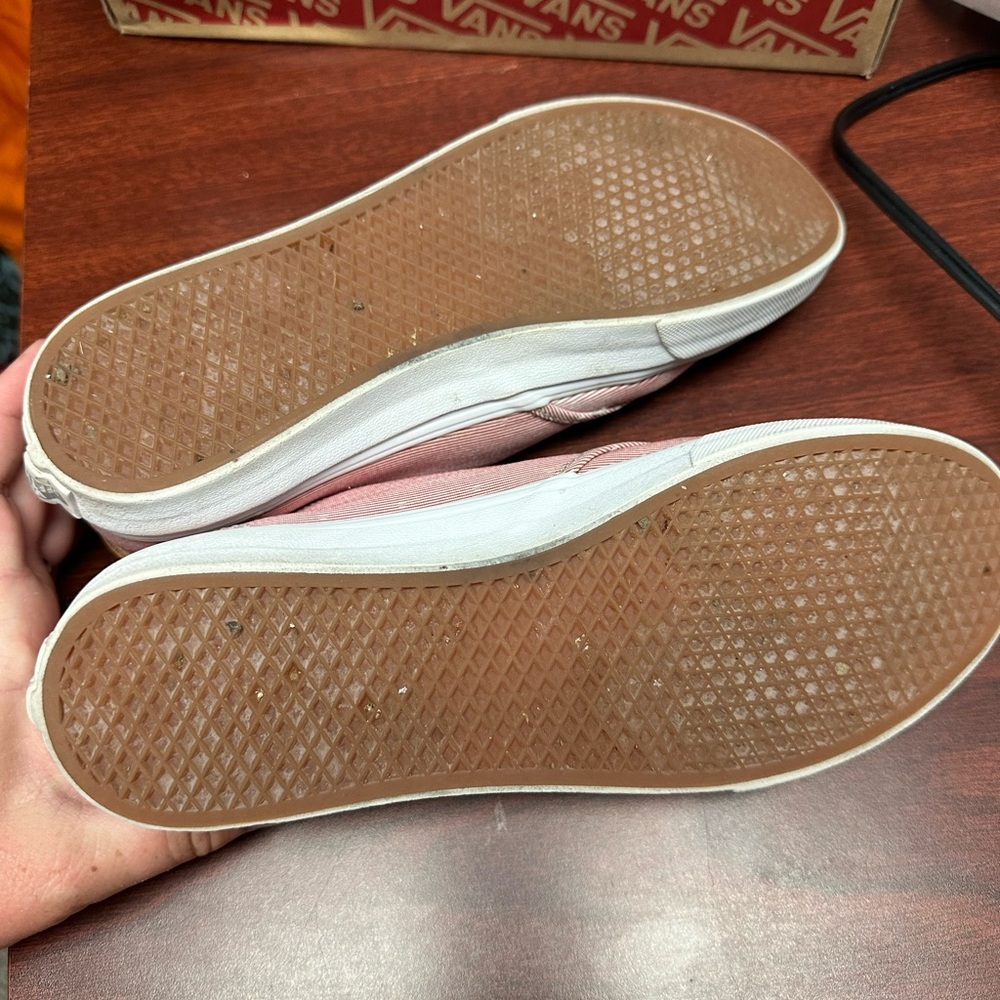 Women’s Vans Camden Deluxe Shoes - Picture 3 of 5